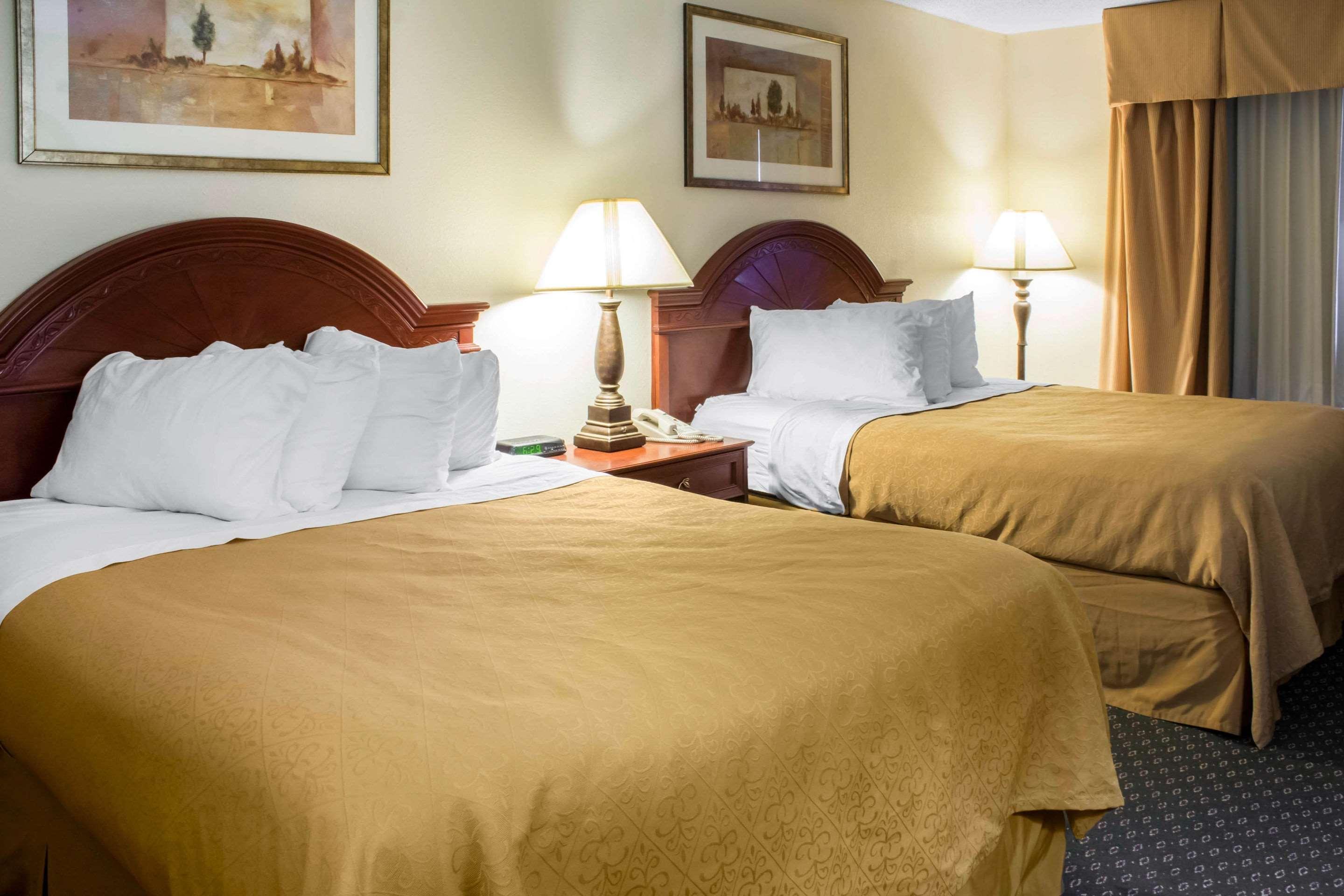Quality Inn & Suites Су Сити Екстериор снимка