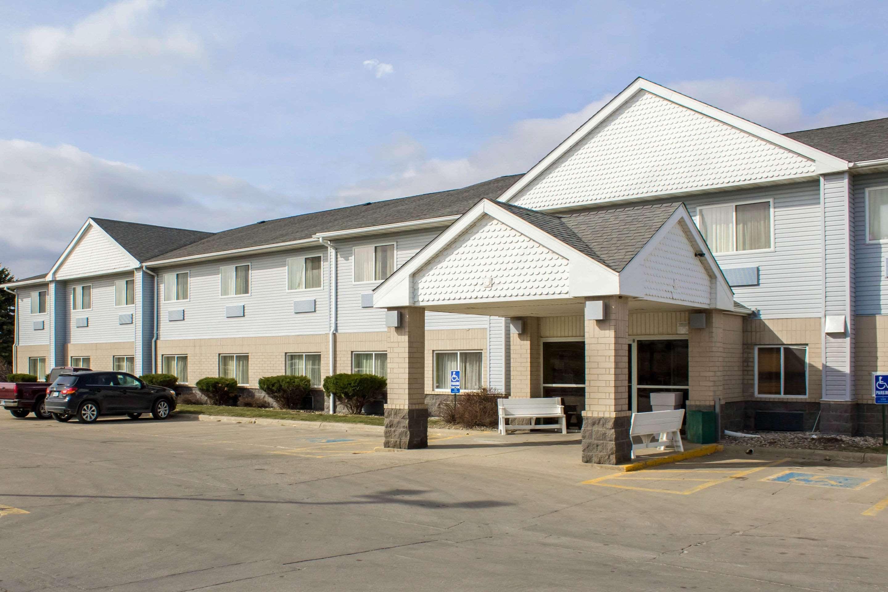 Quality Inn & Suites Су Сити Екстериор снимка