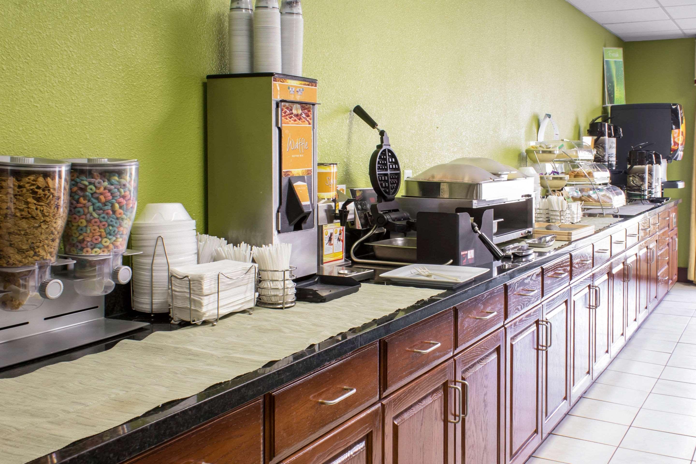 Quality Inn & Suites Су Сити Екстериор снимка
