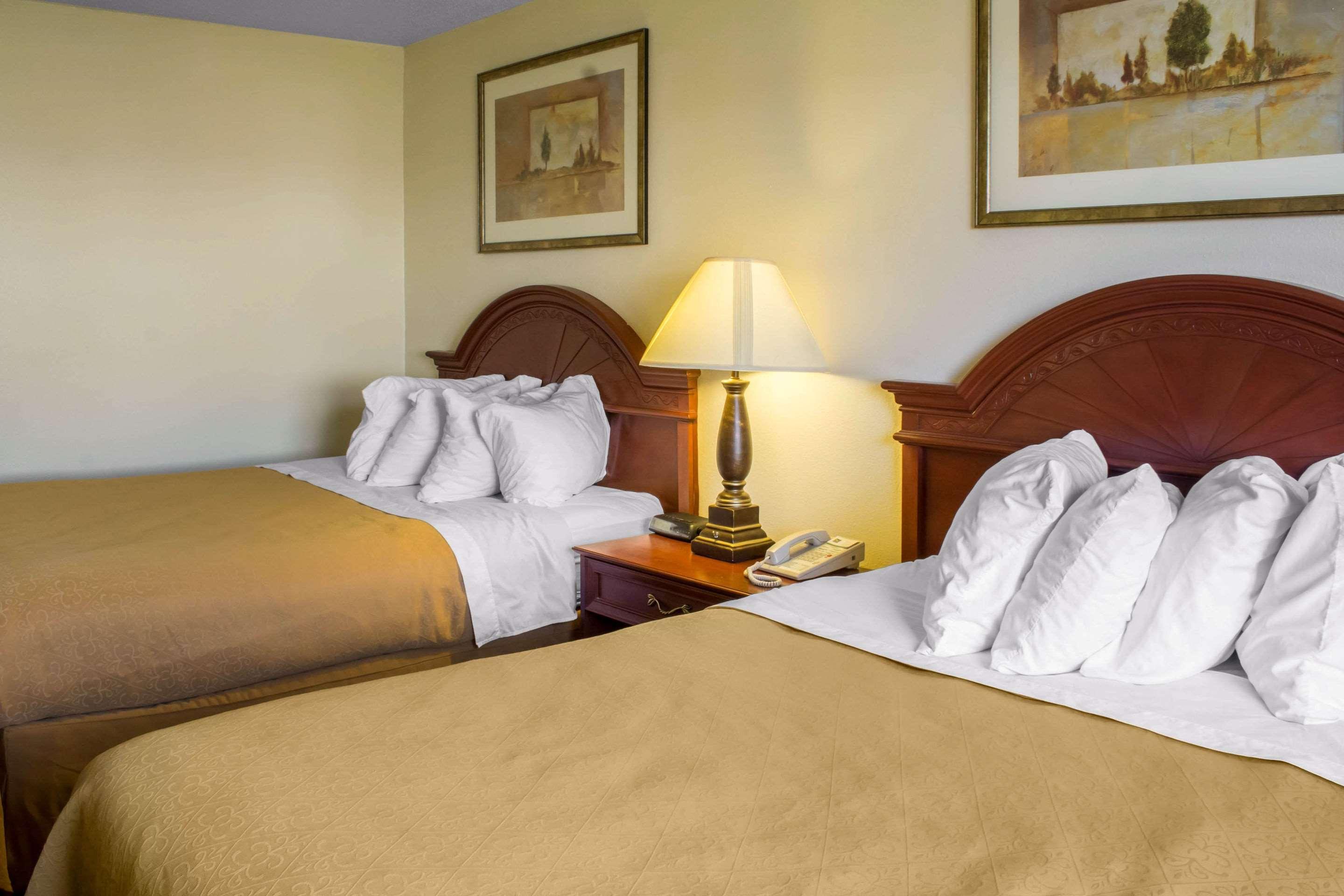 Quality Inn & Suites Су Сити Екстериор снимка