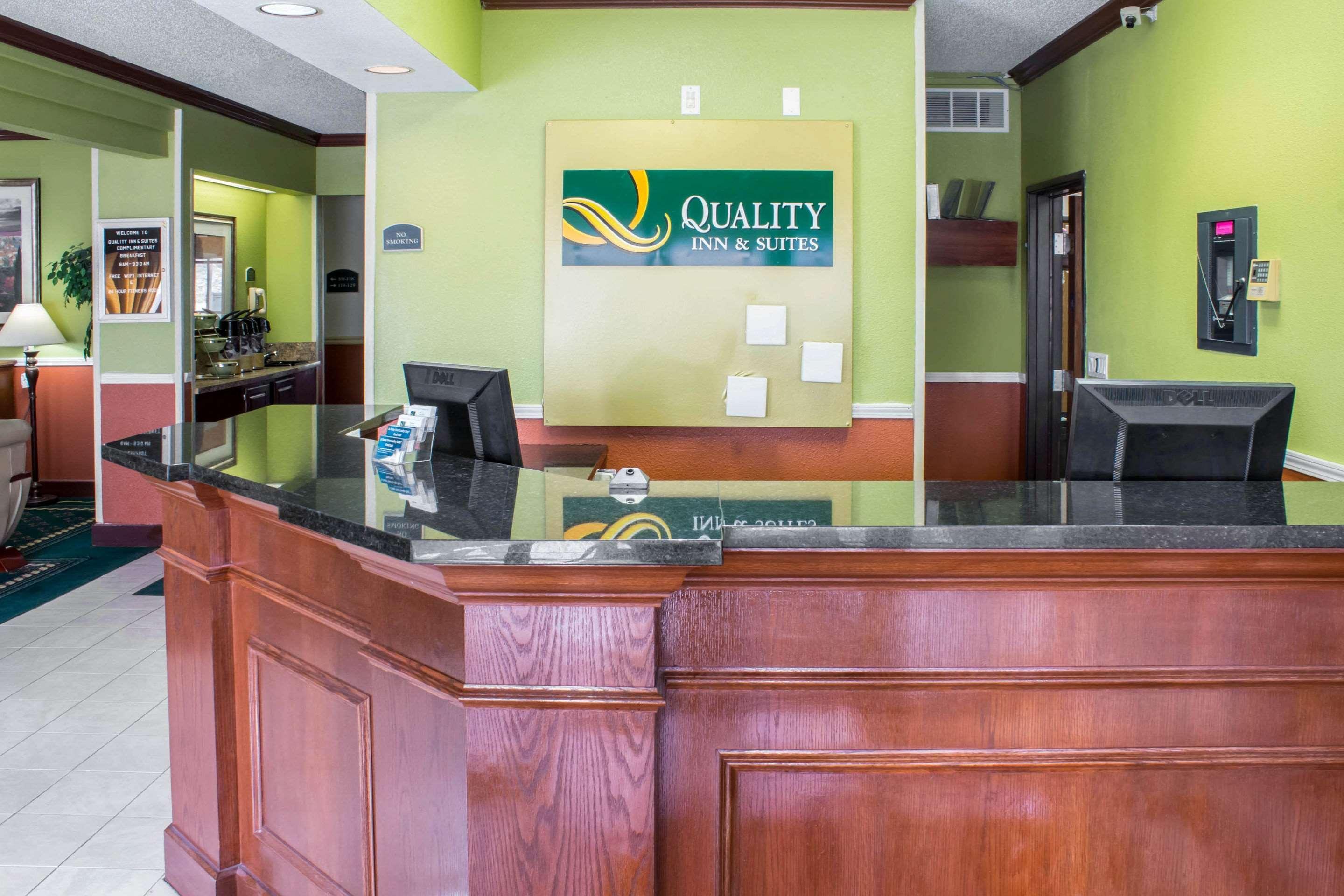Quality Inn & Suites Су Сити Екстериор снимка