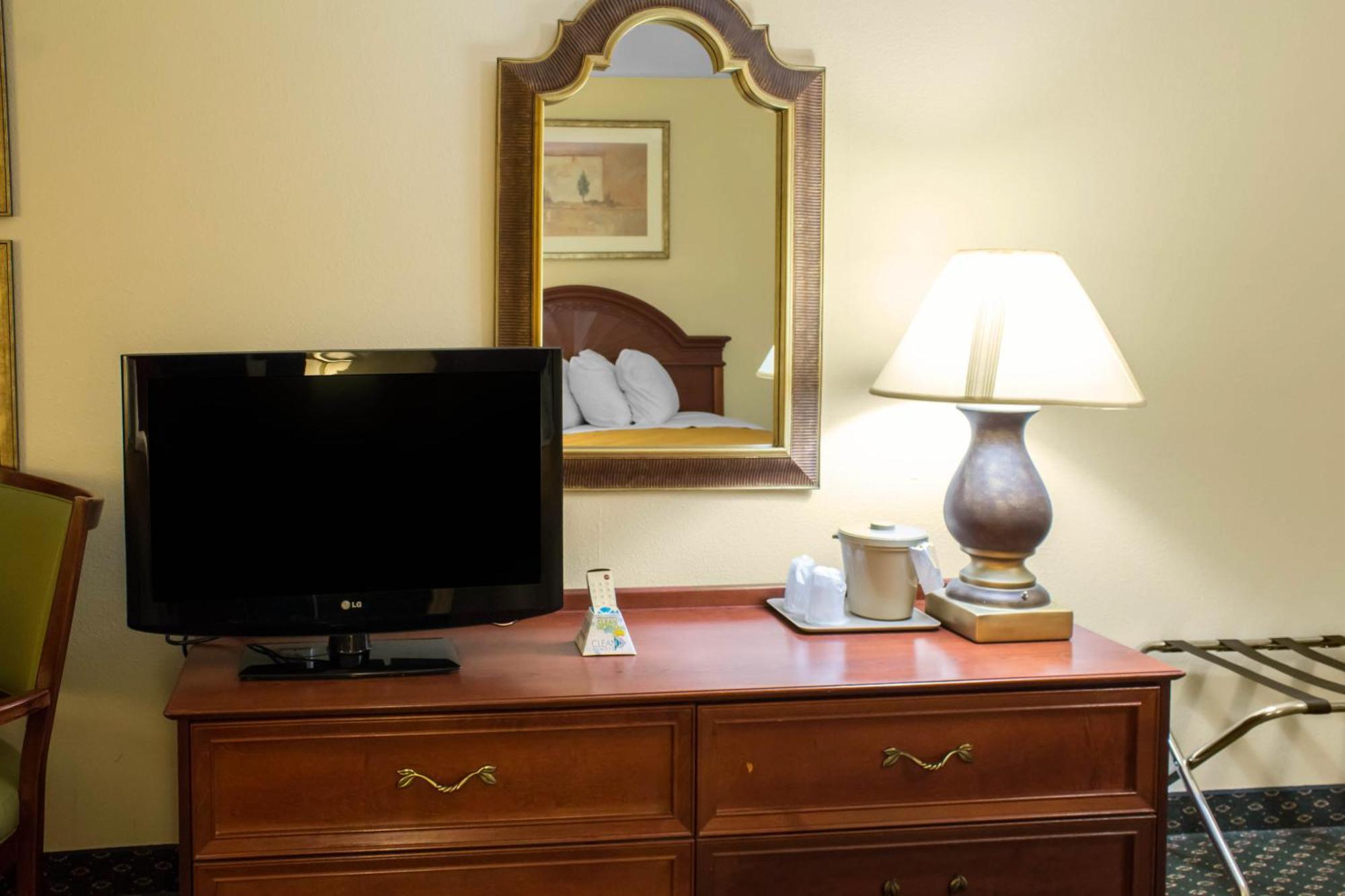 Quality Inn & Suites Су Сити Екстериор снимка