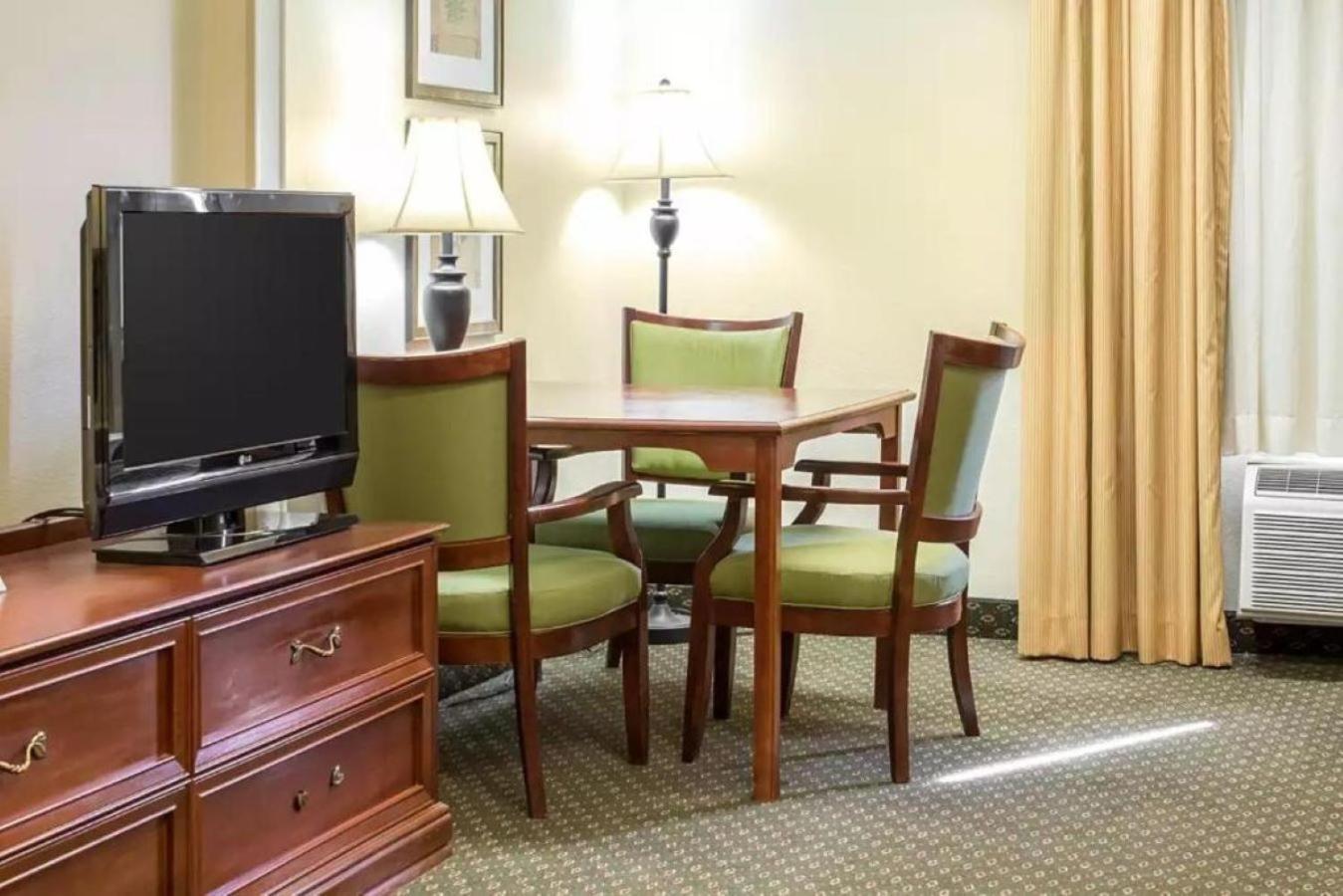 Quality Inn & Suites Су Сити Екстериор снимка